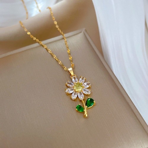 18K Gold Plated Crystal Flower Pendant Necklace for Women,Flower Necklace - Picture 2 of 5