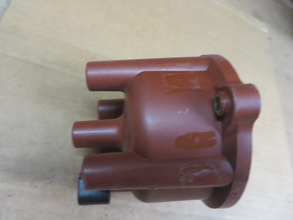 КРЫШКА ДИСТРИБЬЮТОРА # DR924 винтажный новый N O S LUV I MARK ISUZU ЗВУКОСНИМАТЕЛЬ - Изображение 3 из 4