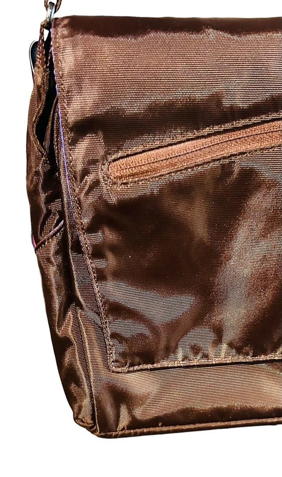 Cartera Bandolera REI Solapa Frontal Magnética Mediana Viaje Organizar Multi Bolsillos Foto 3 de 4