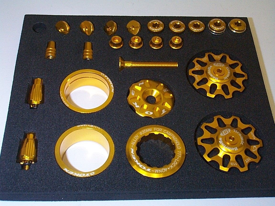 KIT 28 PEZZI TOKEN TK691CTBT CAMPAGNOLO Coloreeee GLOD KIT 28 PEZZI TOKEN TK691CTBT CAMPAGNOLO Coloreeee GLOD