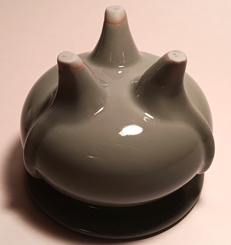 TINY vtg chinese celadon incense burner footed porcelain vase bowl green pottery - 第 11/12 張圖片