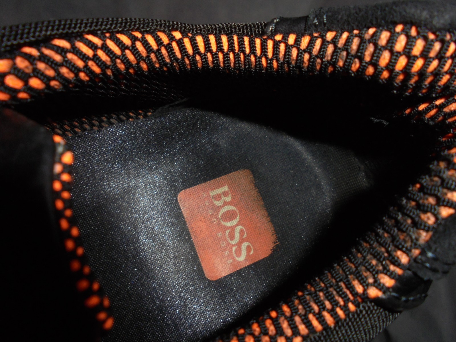 HUGO BOSS Uomo Nero Pelle Stringati Scarpe Da Ginnastica Misura EU 42 in buonissima condizione