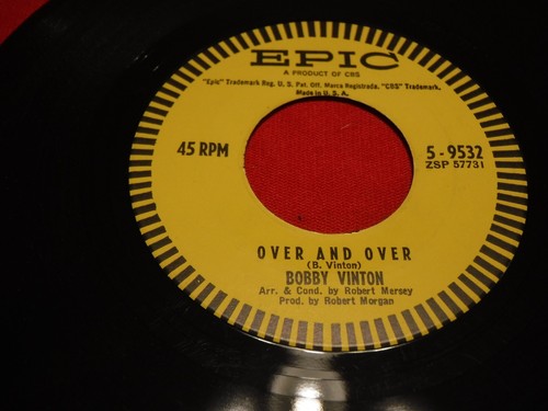 Bobby Vinton 7" 45 RPM Rain Rain Go Away Blue Velvet Epic – 5-9532 5-9614 1962-3 - Imagen 5 de 16