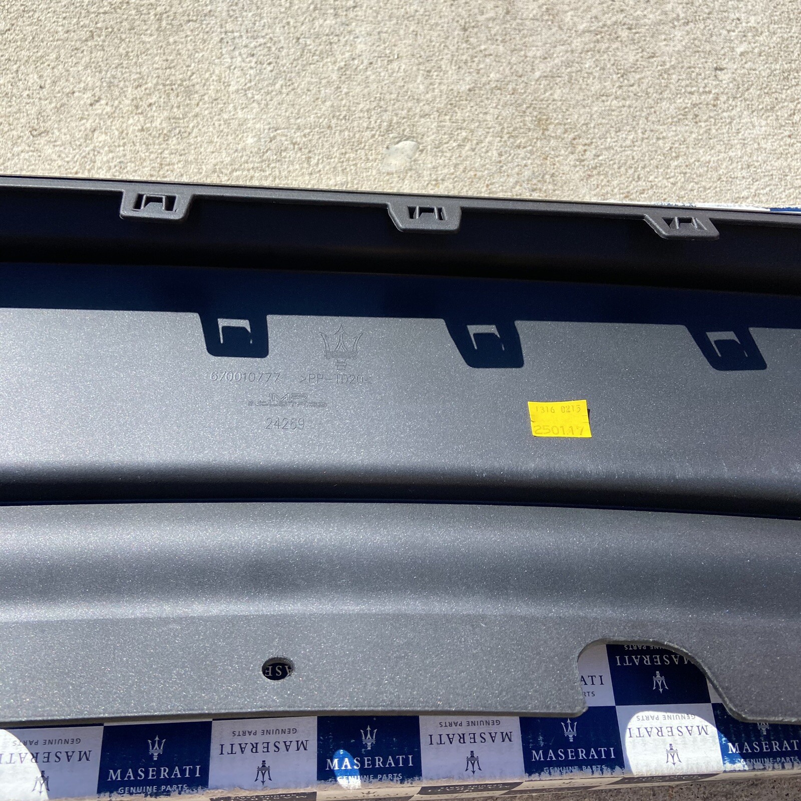 2014 - 2017 Maserati Ghibli Rear Bumper Lower Valance Trim Panel 670010777