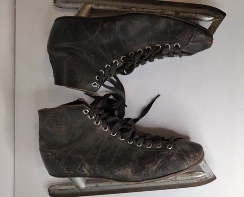 2 pair vintage black ice hockey skates antique size 10 and 8 Eagle & Johnson - Picture 4 of 13