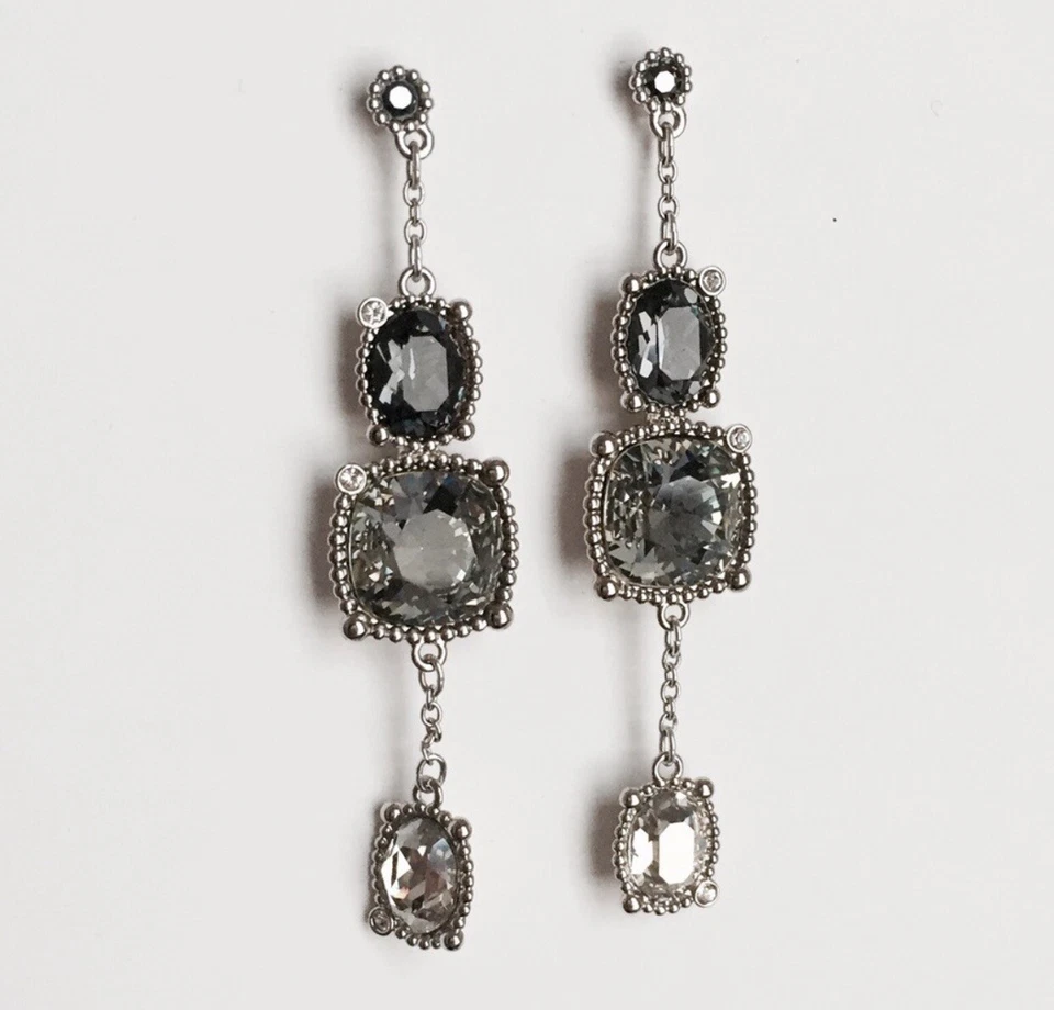 Swarovski Three Stone Ring And Earrings Set - Image 4 of 4