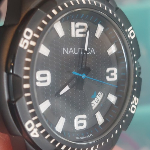 Reloj con correa de silicona esfera negra de cuarzo Nautica para hombre ~ NAD13511G - Imagen 4 de 9
