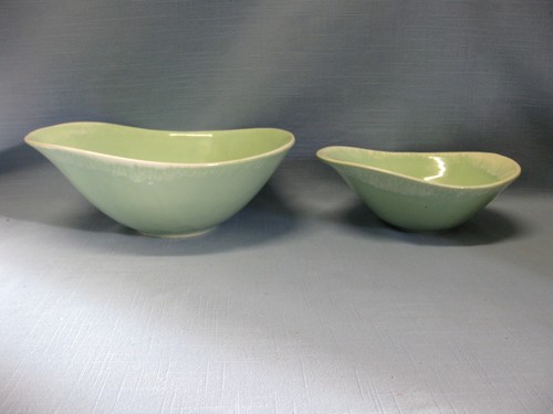 HULL ART POTTERY 2 CUENCOS CONSOLA, MCM, FORMA Y COLOR INUSUALES - Imagen 1 de 11