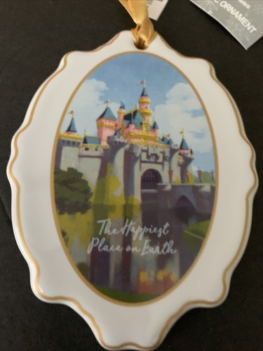 Neu mit Etikett Disney Parks Disneyland Schloss Glücklichster Ort der Welt Ornament Weihnachten - Bild 1 von 4