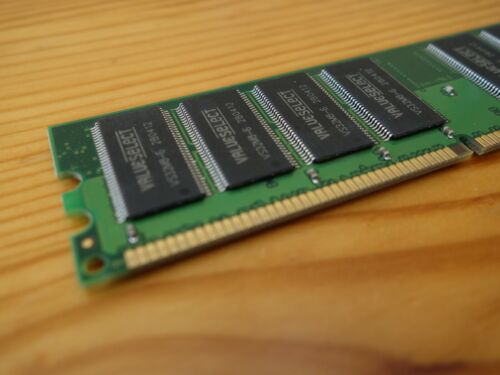 Corsair VS512MB333 Value Select 512MB (1x512MB) DDR 333 Mhz CL2.5 184 Pin DIMM - Picture 3 of 6