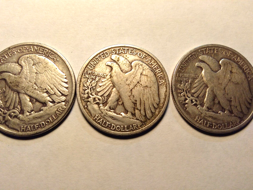 5 Vintage Circulated Walking Liberty Half Dollars-1942, 1943, 1944. 1945, & 1946 - Picture 10 of 13