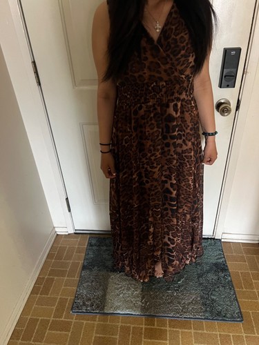 Damen Leopard Maxi Länge Taschentuchsaum Kleid von FashionMia MED Neu mit Etikett - Bild 6 von 6