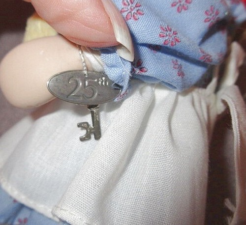 Llave de latón trapo Ann cachorro amor muñeca porcelana hilo pelo mejores amigos perro bebé - Imagen 9 de 11