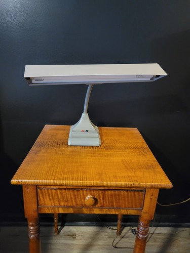 Vintage- 60er Mid Century Art Deco Schwanenhals Schreibtischlampe, Art Specialty Co. Schön!