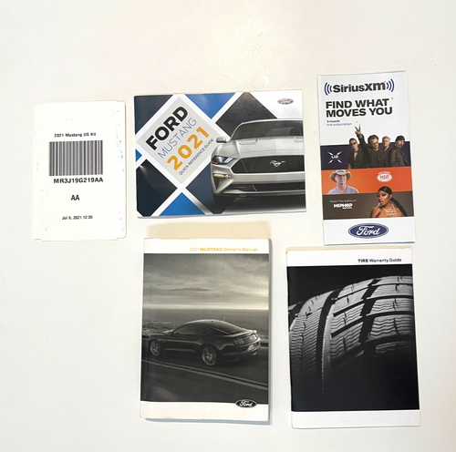 2021 FORD MUSTANG OWNERS MANUAL SET OEM ITEM OEM CASE - Bild 1 von 2