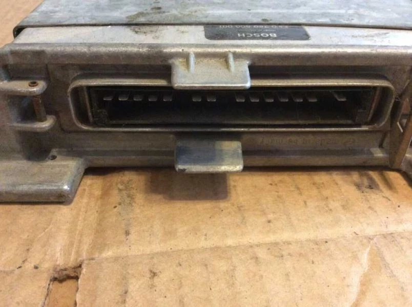 Módulo informático motor ECM 0280800001 SE ADAPTA A 77 78 79 1977 1978 1979 Volvo 240 Foto 4 de 4