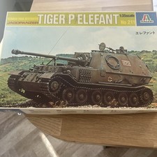 German Tank Destroyer Tiger (P) Elefant 1:35 Plastic Model Kit Italeri