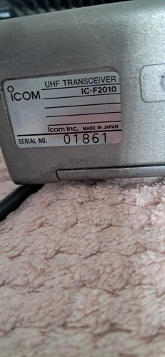 ICOM IC-F2010 UHF - Picture 3 of 3