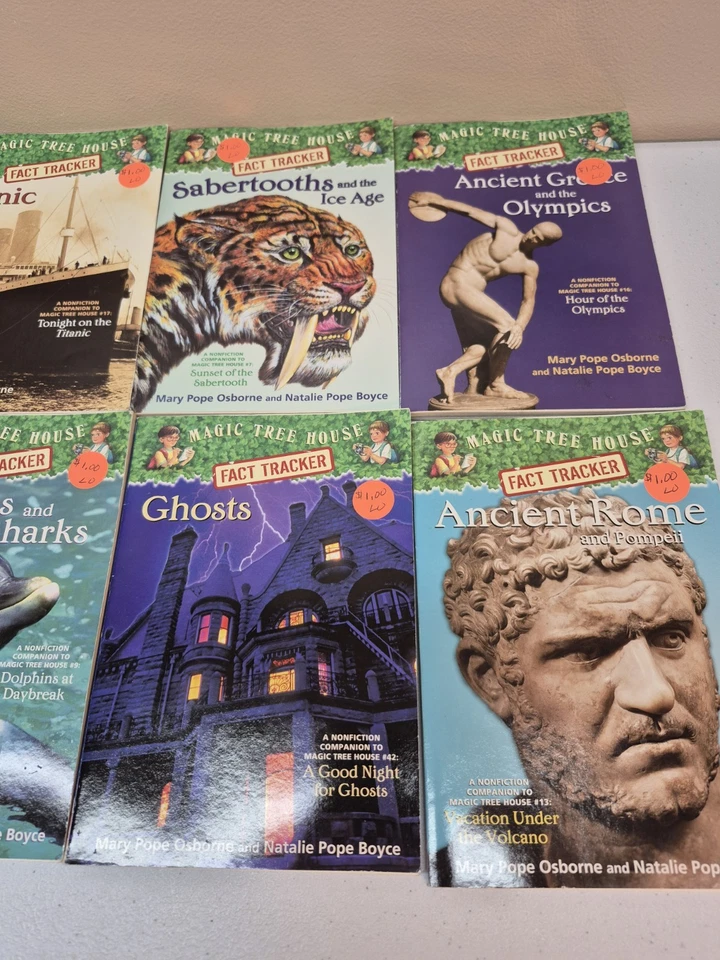 Lot of 8 Magic Tree House Fact Trackers, History Homeschool Mary Pope Osborne Foto 3 de 3