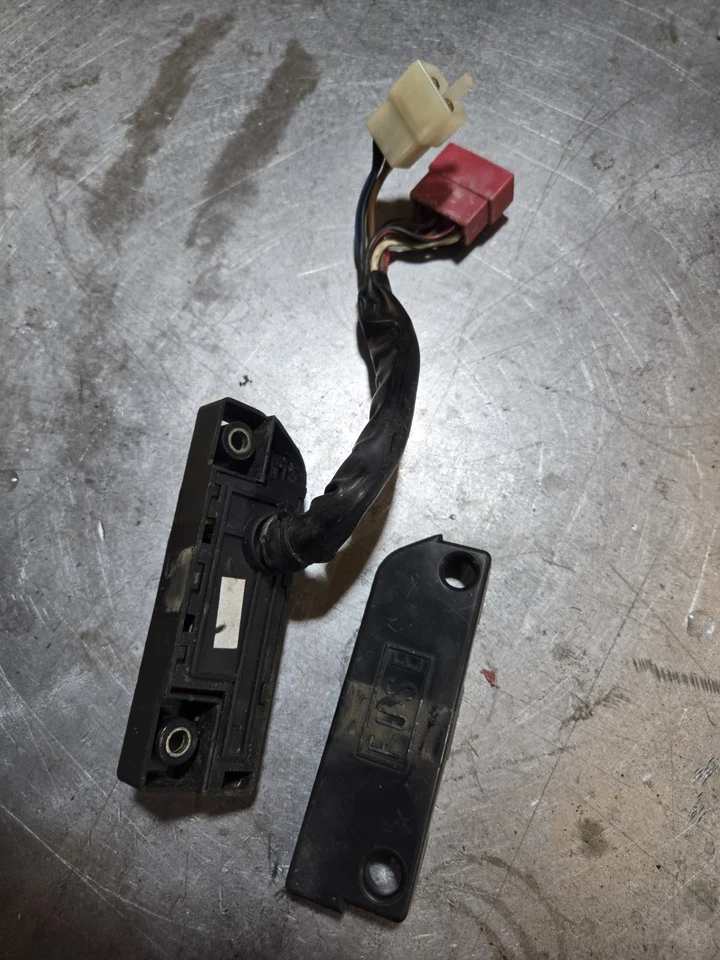 Bloque de fusibles Honda CBR600F1 1987 1988 1989 Hurricane Foto 2 de 4