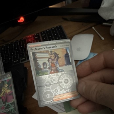 Pokémon Professor's Research Trainer Card Holo Sword & Shield 155/185
