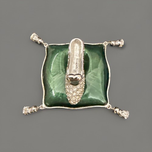 Swarovski Cinderella Limited Editi. Mini Slipper w/ Pillow & Box 194/2500 - Picture 2 of 11