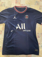 2021/22 Paris Saint Germain (PSG) Jersey SIZE SMALL FAIR  CONDITION PRE OWNED