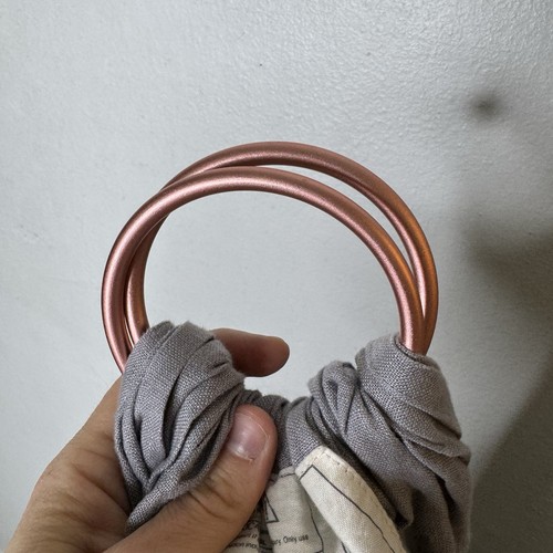 Kyte Baby O Ring Sling Wrap Baby Carrier Gray Linen Rose Gold Rings 75” Wrap - Picture 5 of 8