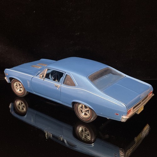 ERTL 1969 Chevrolet Nova SS Diecast Model 1/18 - Classic Light Blue Finish - Picture 9 of 13