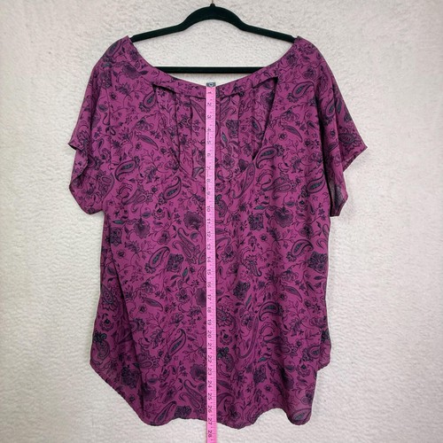 Torrid Bluse Damen Plus 2 Lila Paisley Blumen Kurzarm Plissee hinten Oberteil - Bild 8 von 9
