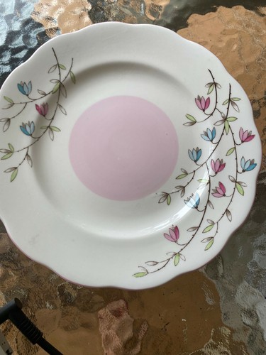 QUEEN ANNE ART DECO TRIO SET CUP & SAUCER &DESSERT PLATE PASTELS TWIGS 5207 - Picture 4 of 5