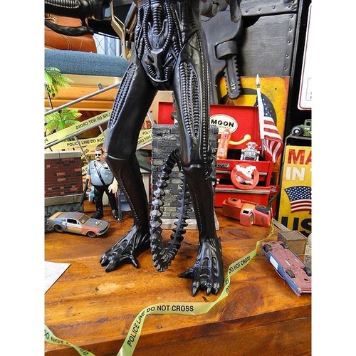 Super 7 Movie Alien 2 Alien Warrior 18 Inch 46cm Retro Figure Released in 2504TY - Picture 7 of 12