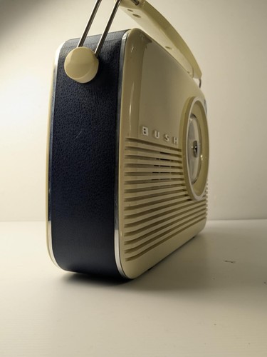 VINTAGE BUSH TR82DAB AM/FM/DAB+ Digital Radio Retro Style Tested/Working. - Picture 5 of 7