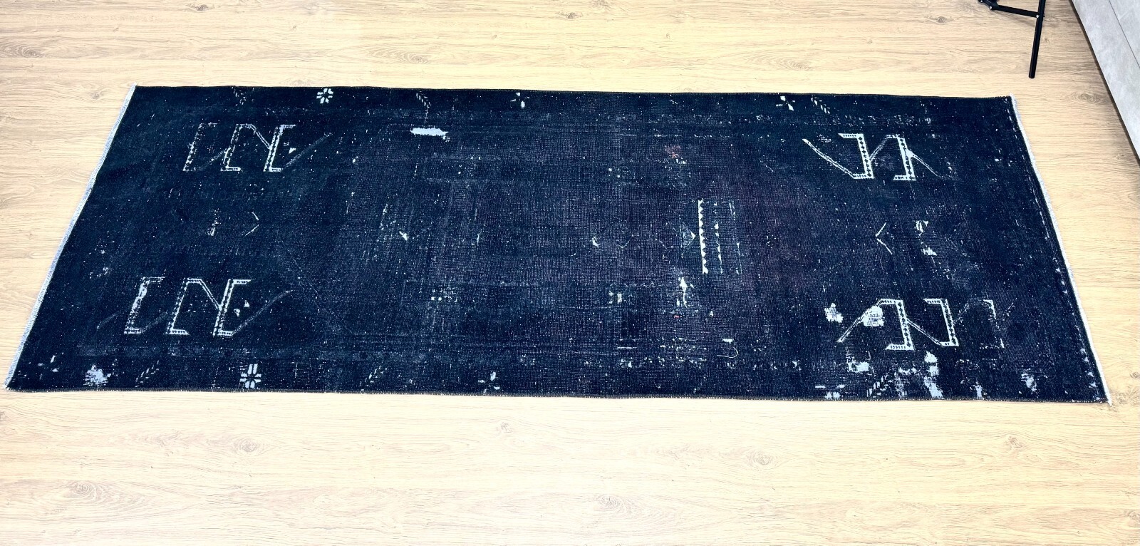 Picture 3 of 9