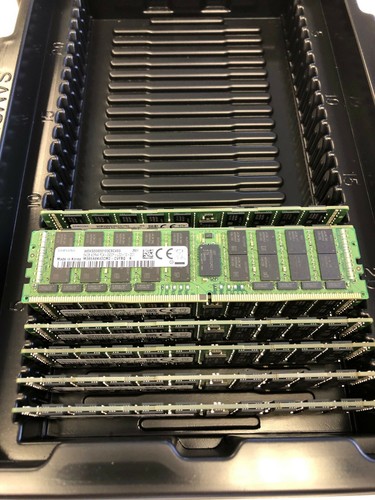 Samsung M386A8K40CM2-CVF DDR4-2933 64GB/4Gx4 ECC Load Reduced Server Memory NEW  - Picture 4 of 6