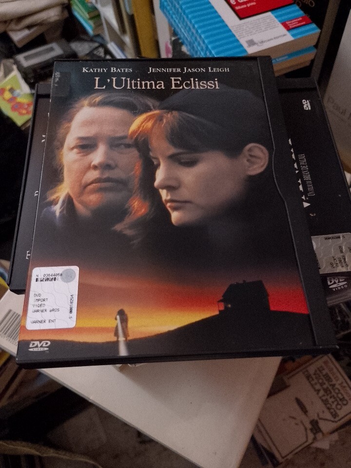 Foto 1 di 3