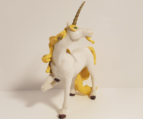 39018 PAPO : Papo Fantasy Unicorn ref : 1PA410 - Picture 2 of 8