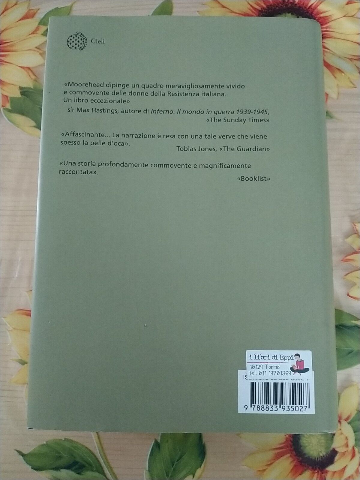 Foto 2 di 9