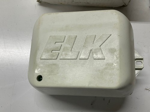 (2 PAQUETE) Transformers enchufe Elk ELK-TRG1640 y Bosch D1640 - Imagen 2 de 5