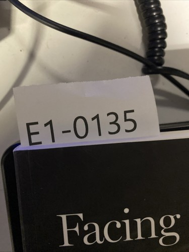 Facing the Beast: Courage, Faith and Resistance - Paperback by Wolf Naomi - Picture 11 of 11