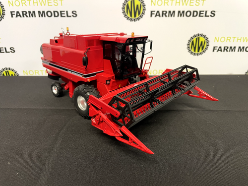 REPLICAGRI 113 1:32 SCALE INTERNATIONAL AXIAL FLOW 1640 COMBINE HARVESTER - Picture 5 of 5