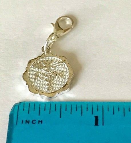Krankenpflege RN Caduceus Charm Clip auf Krankenschwester Abschluss Geschenk versilbert - Bild 4 von 6