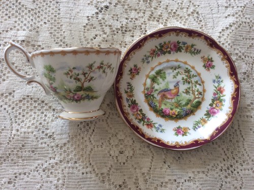 18 Royal Albert 6 Cups~Saucers~Plates Trio Chelsea Bird Maroon-Gold 1940's Avon - Picture 7 of 13