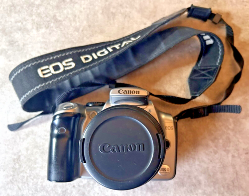 CANON EOS 300D DIGITAL ZOOM LENS KAMERA - GWO - MIT AKKU, KARTE & LESEGERÄT