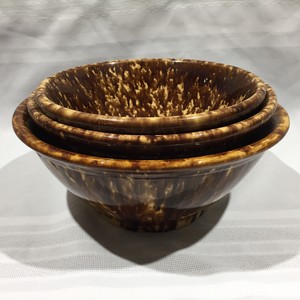 SET-OF-3-ANTIQUE-c-1860-BENNINGTON-ROCKHAM-POTTERY-CERAMIC-BOWLS-W-BROWN-GLAZE