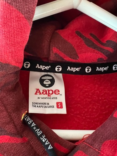 BAPE - Aape by A Bathing Ape Red Camo Somewhere in the Ape Universe Talla: Pequeño - Imagen 2 de 12