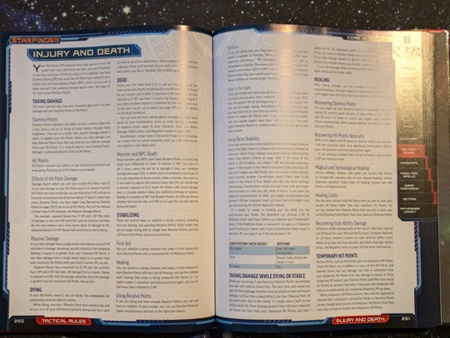 Starfinder Core Regelbuch - Bild 3 von 4