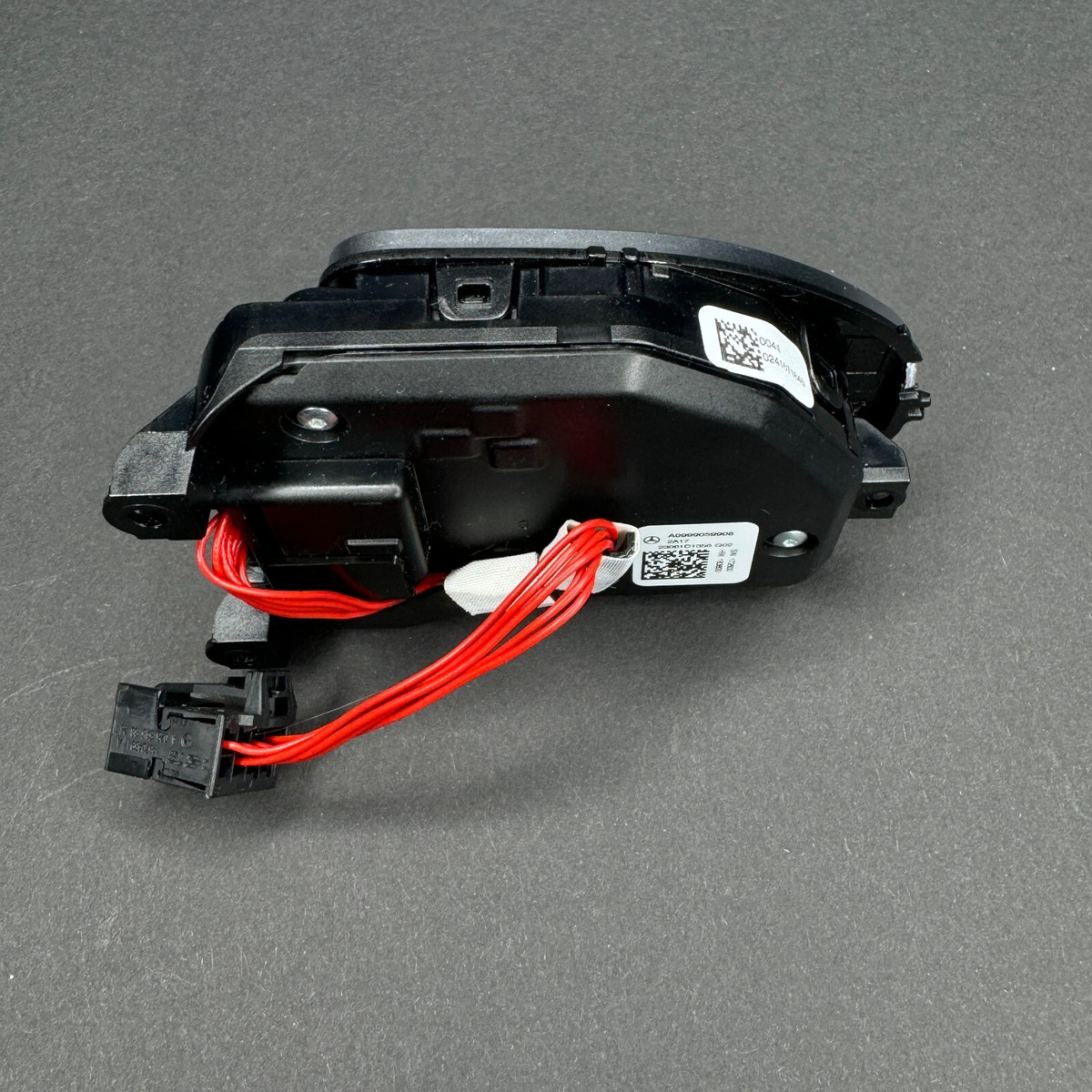 GENUINE 18-22 MERCEDES A220 C300 E300 G550 CONTROL BUTTON