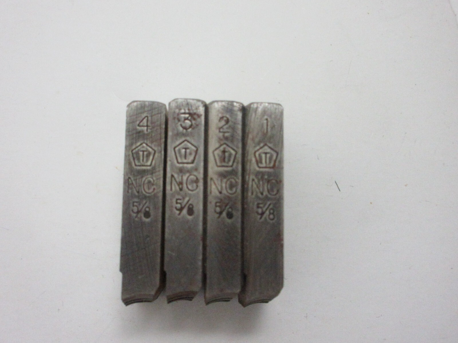 Picture 4 of 5