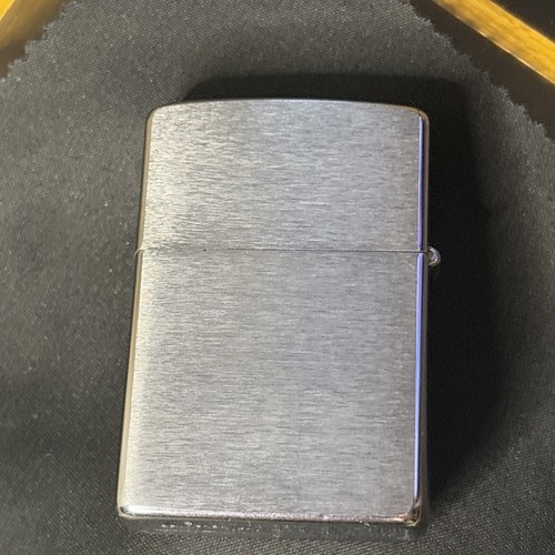 ZIPPO 1993 USS CONSTITUTION OLD IRONSIDE LIGHTER - Picture 6 of 13